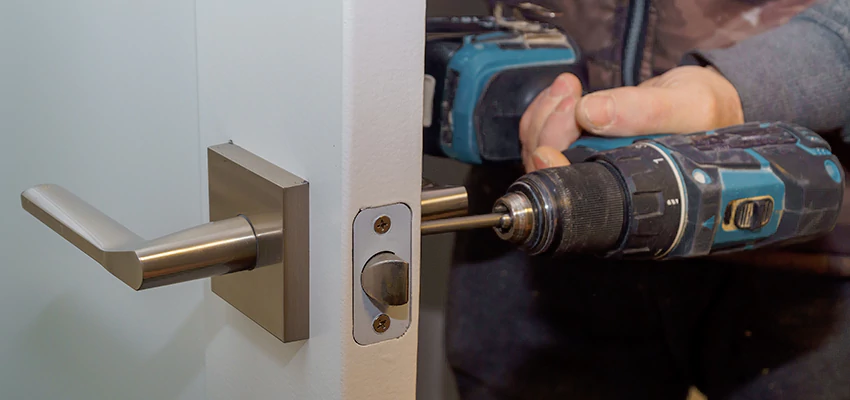 Broken Door Handle Lock Repair in Rohnert Park, California